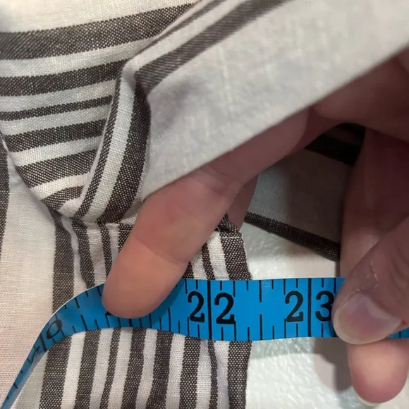 Chico’s Linen Blend Striped Long Shirt/dress, size 12 (Chico’s 2) - Picture 7 of 8